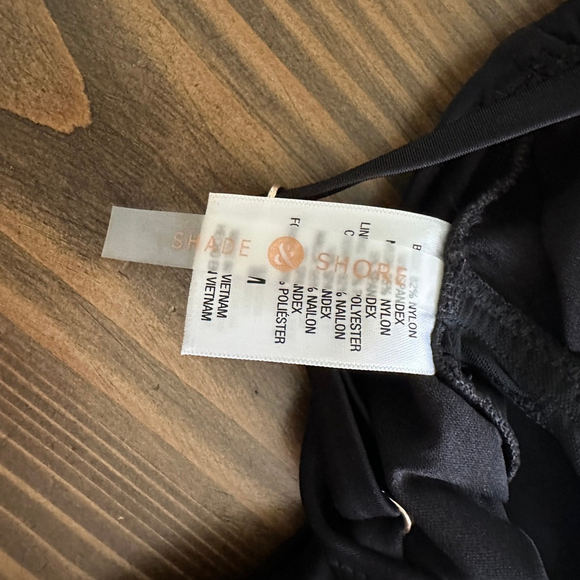 Women's Shade & Shore Swimsuit M Black One-Piece Square Neck Mesh Panel - Picture 4 of 4